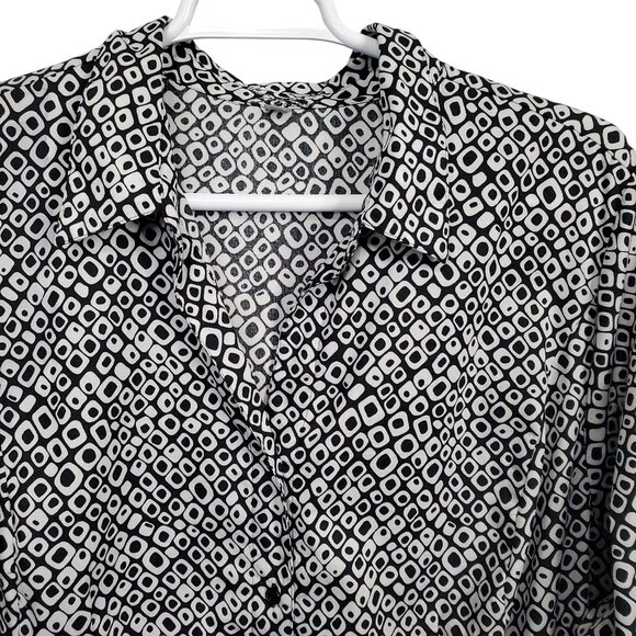 Soft by Avenue 30 32 Shirt Tunic Button Up Groovy Modern Trendy Shaped Fit - Picture 4 of 10